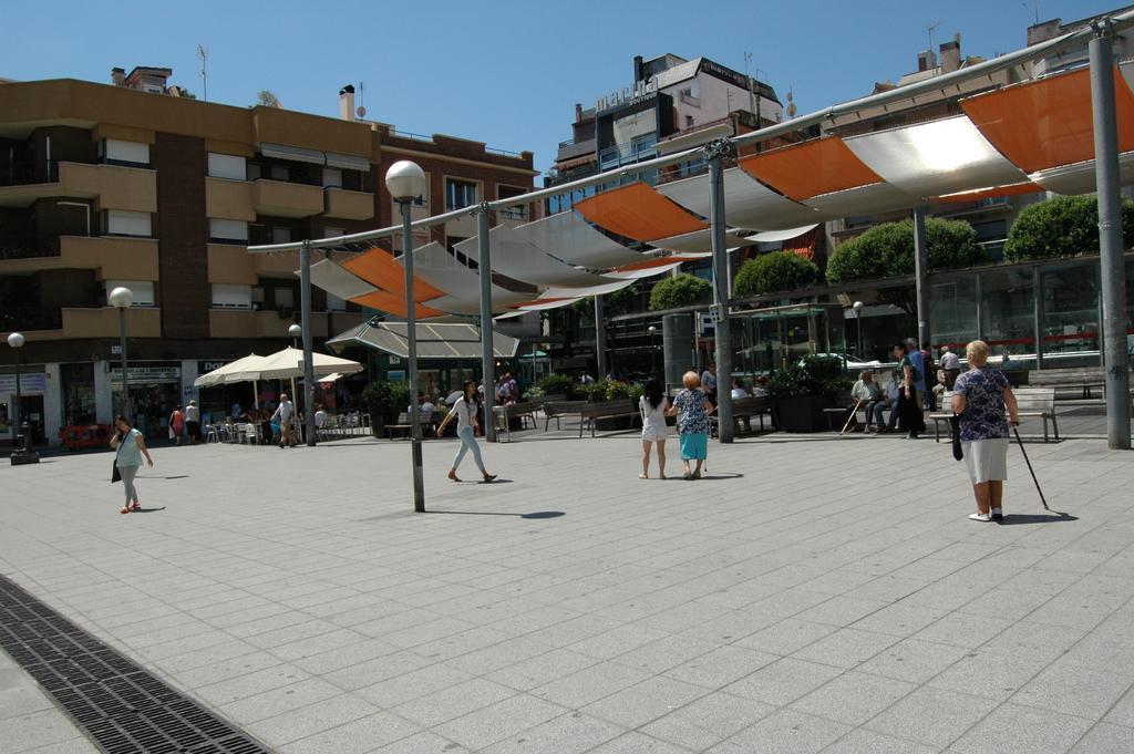 Bcn4Days Apartments L'Hospitalet de Llobregat Eksteriør bilde